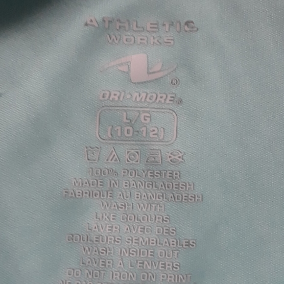 Activewear t shirt - Picture 2 of 2